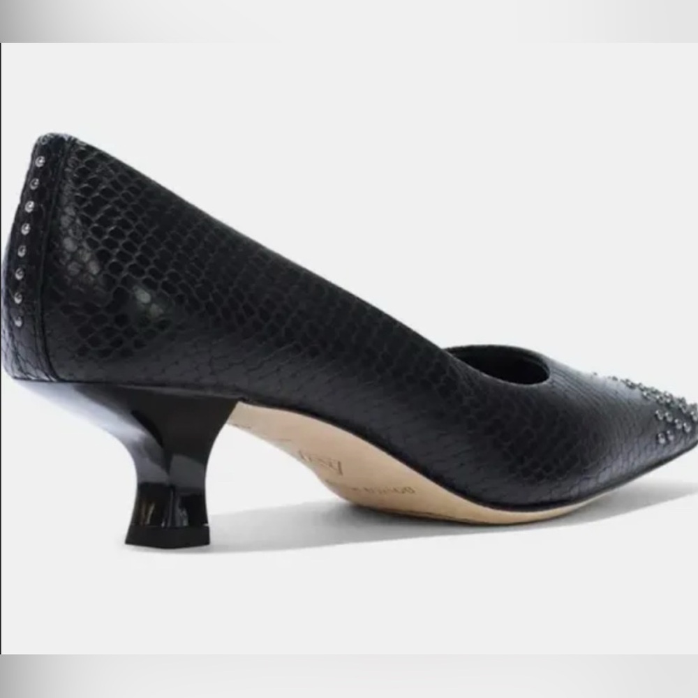 Edgy black leather snakeskin studded kitten heels pumps 6.5 - Picture 2 of 8